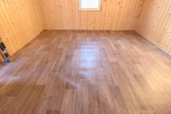 Linoleum Floor Laying Service